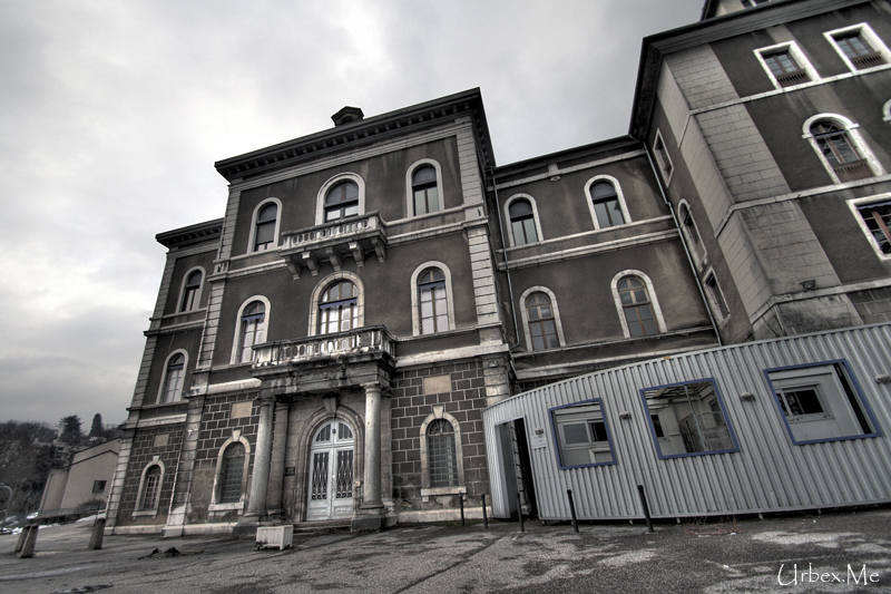 L’Hôpital du Lac / Urbex.Me Reportages Exploration Urbaine